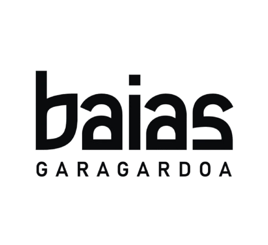 Baias